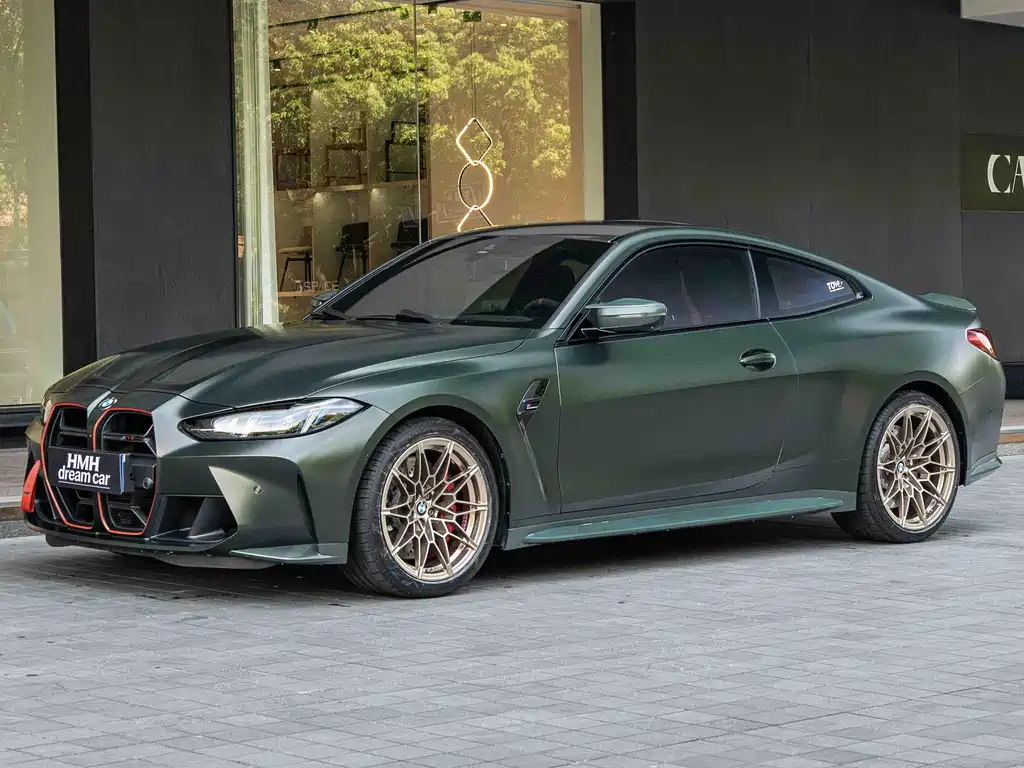 BMW M4 2025 — фото 1