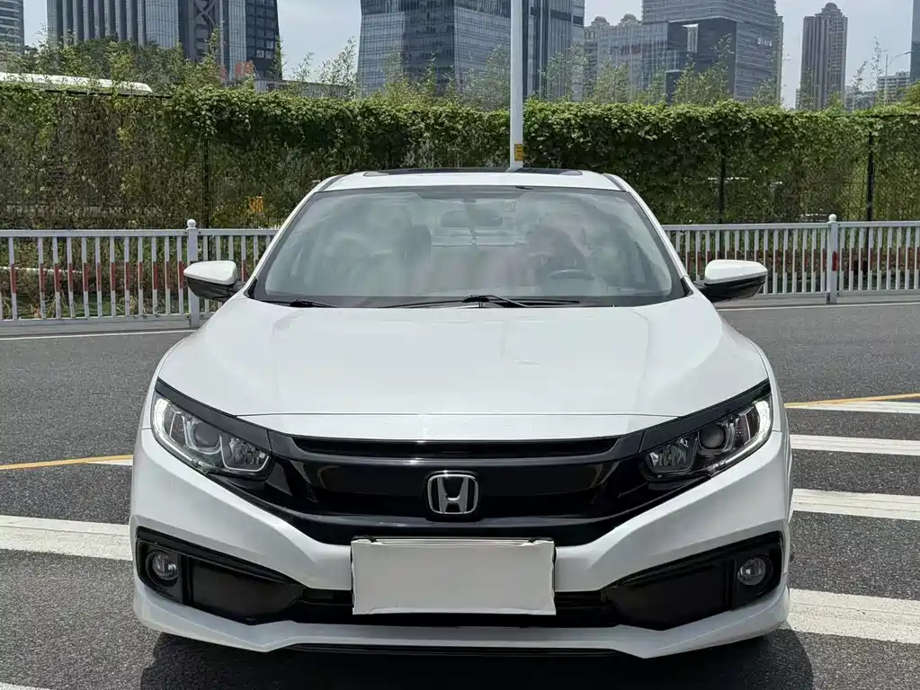 Honda Civic 2020 — фото 2