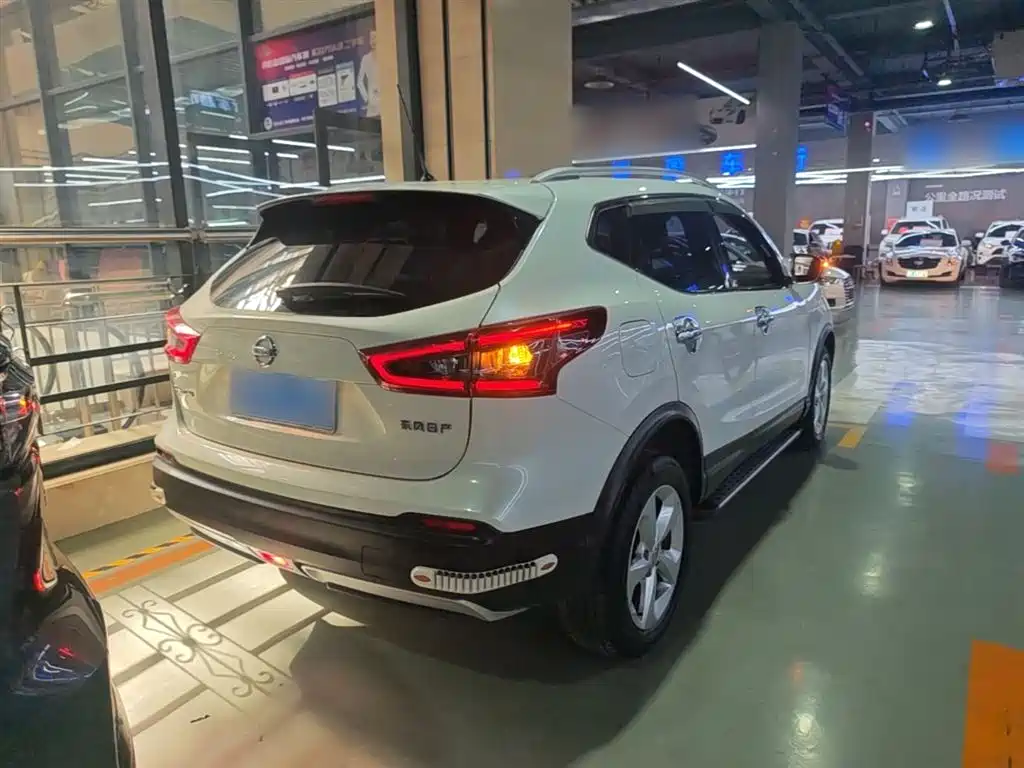 Nissan Qashqai 2021 — фото 7