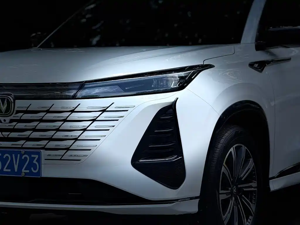 Changan CS75 PLUS 2024 — фото 10