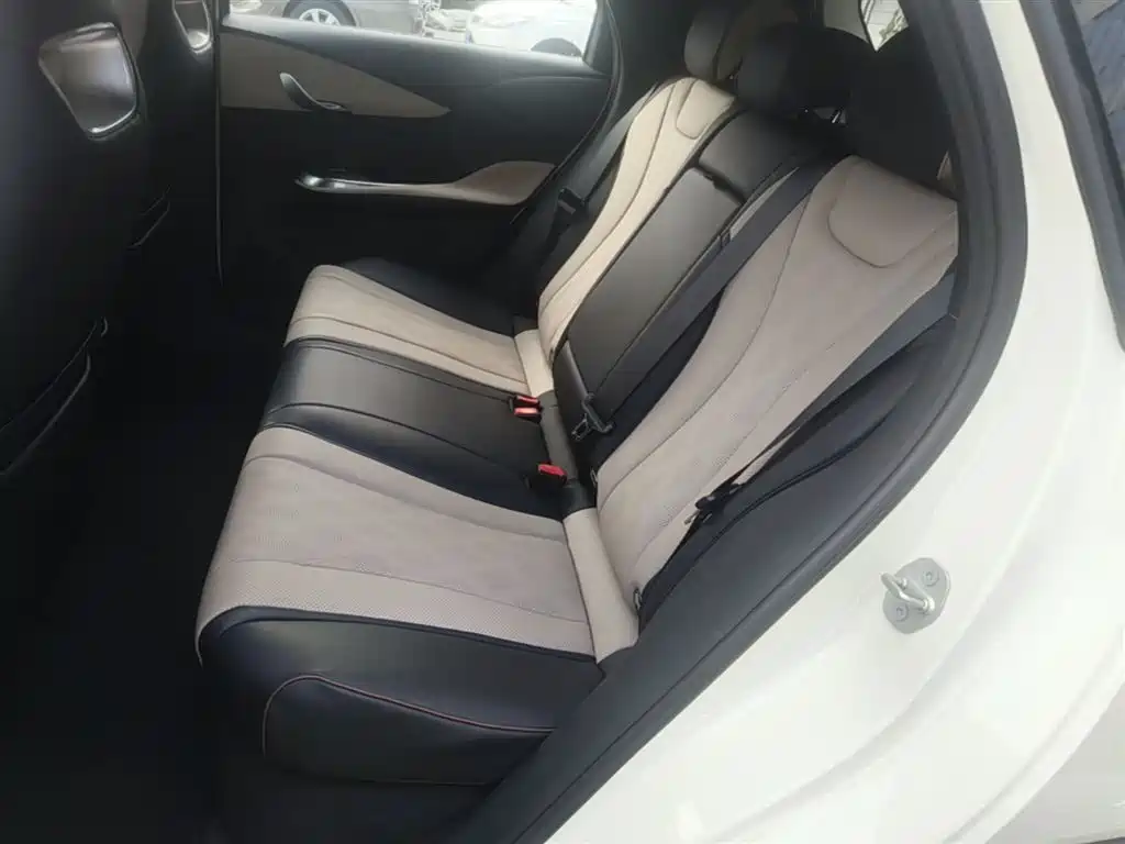 BYD Dolphin 2023 — фото 16