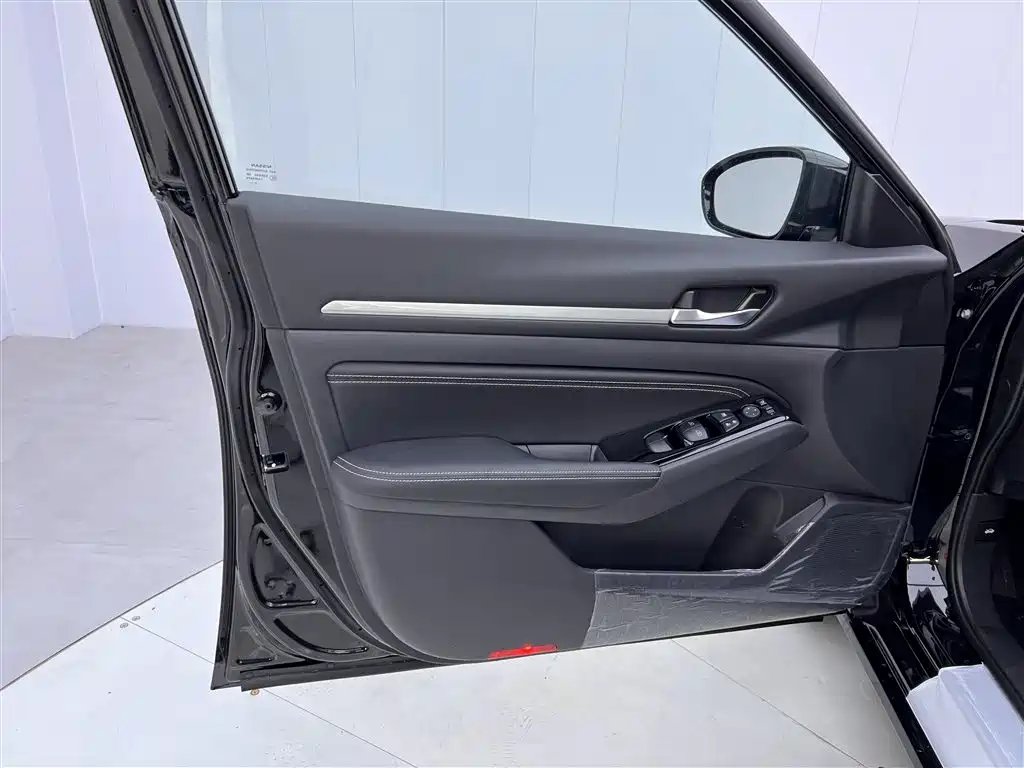 Nissan Teana 2026 — фото 17