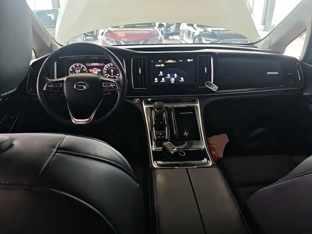 GAC Motor Trumpchi M8 2022 — фото 10