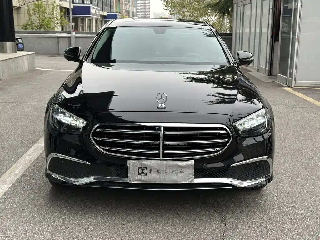 Mercedes-Benz E-Class 2022 — фото 2