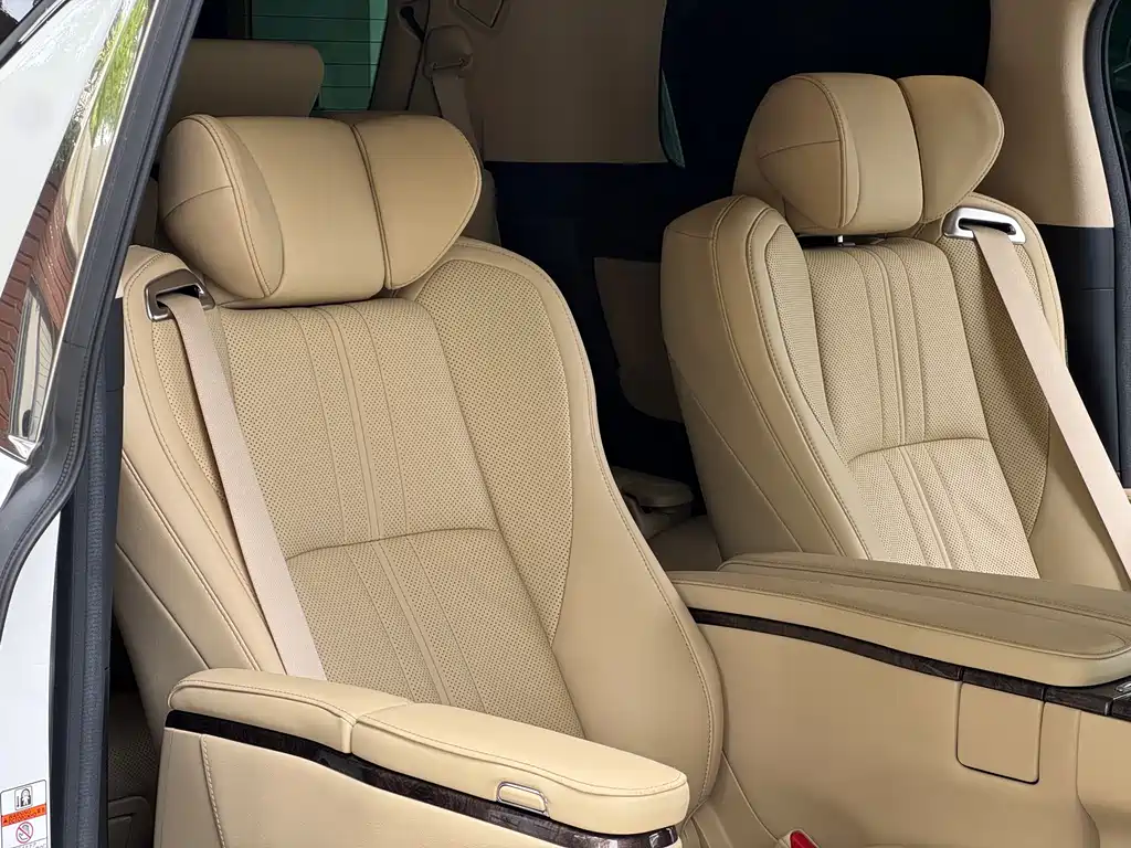 Toyota Vellfire 2021 — фото 19