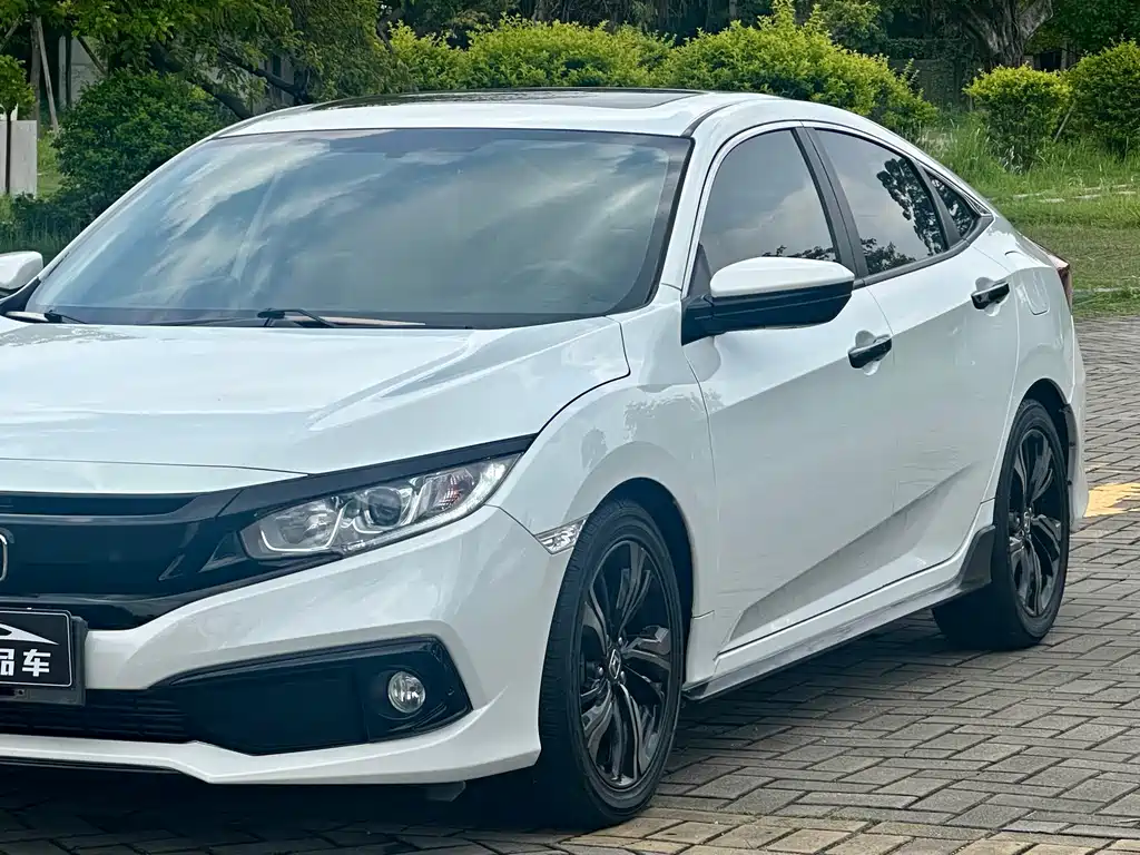Honda Civic 2020 — фото 20