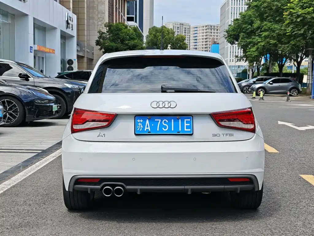Audi A1 2016