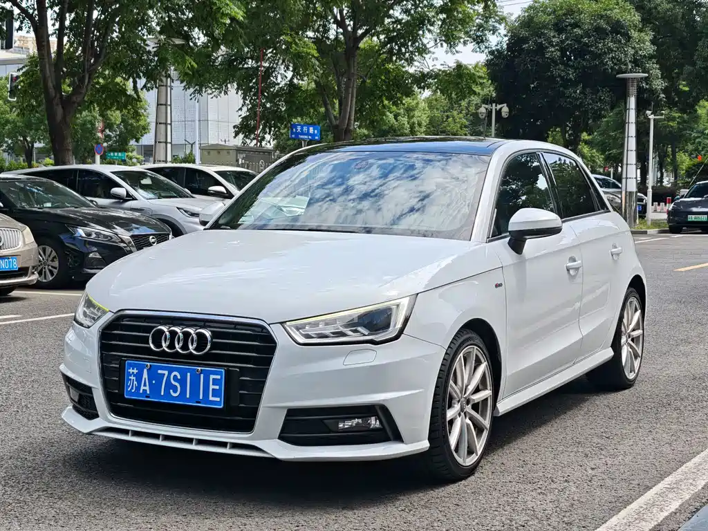 Audi A1 2016