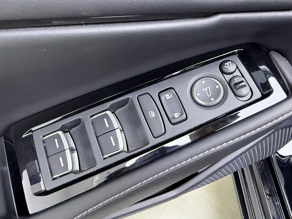 Honda Accord 2025 — фото 18