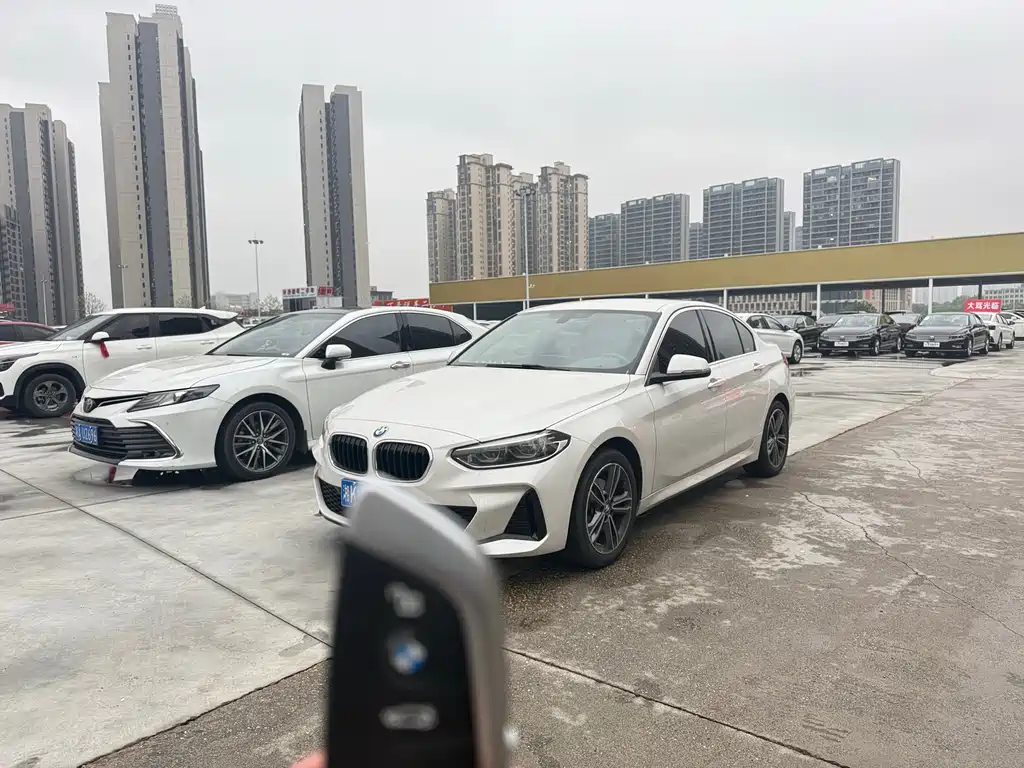 BMW 1 Series 2023