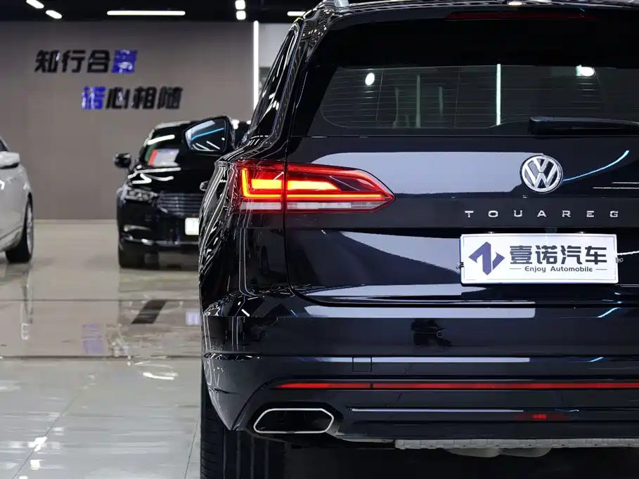 Volkswagen Touareg 2020 — фото 8