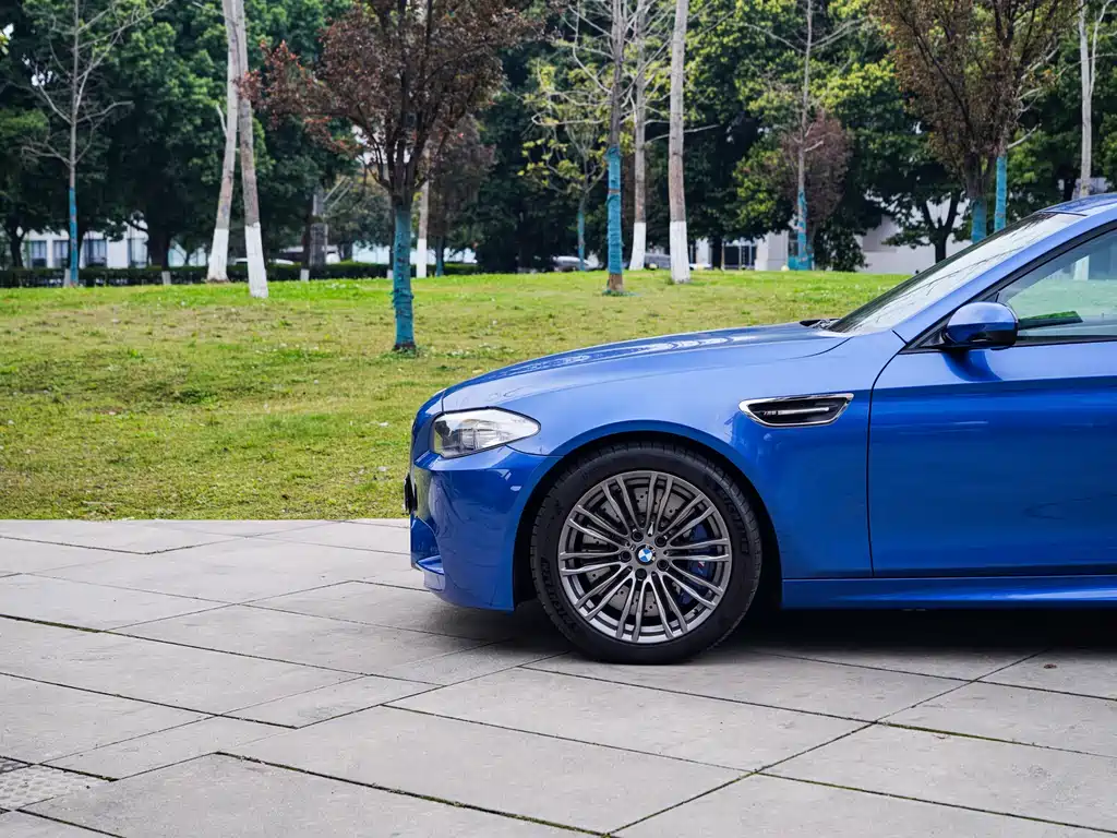 BMW M5 2012 — фото 50
