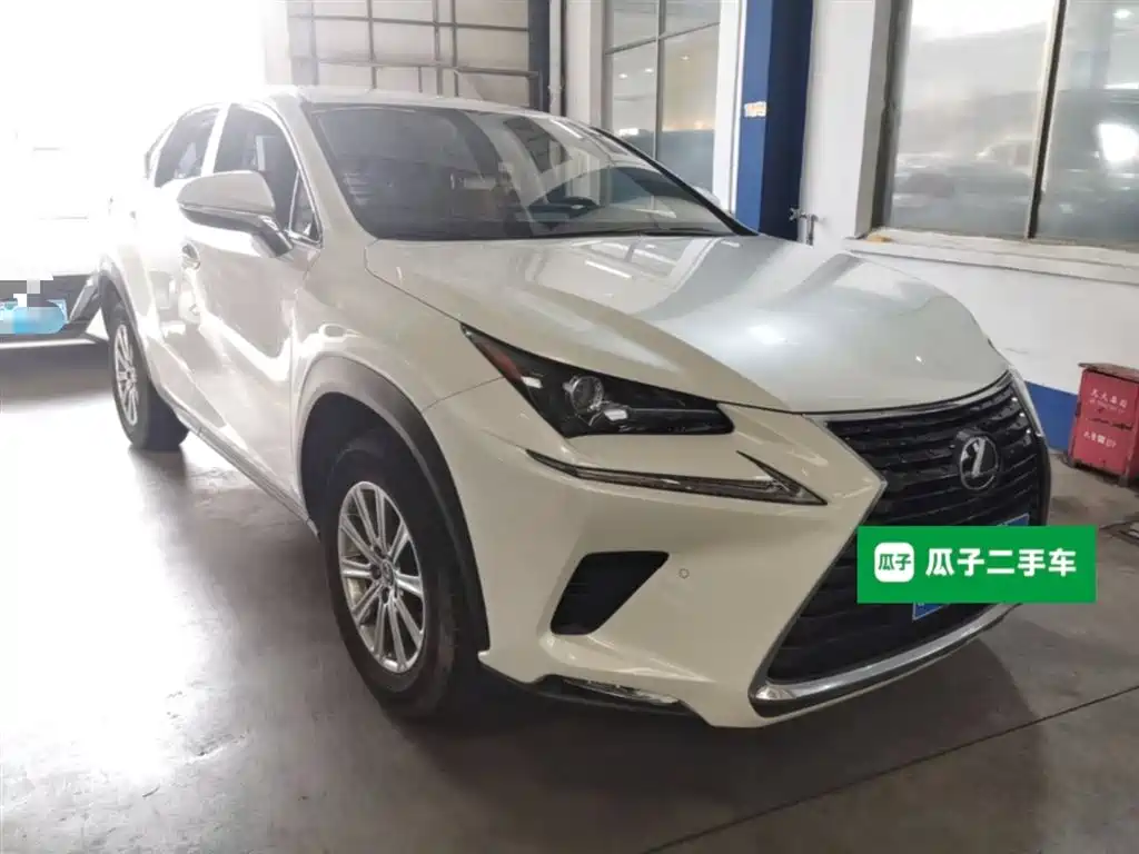 Lexus NX 2021 — фото 4