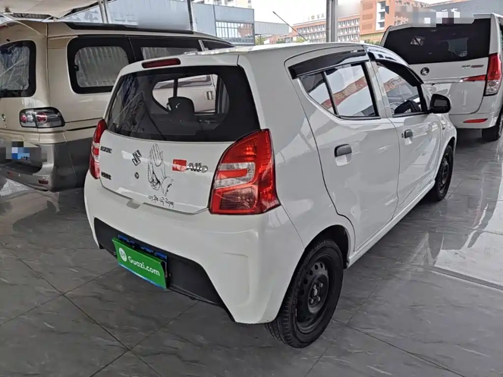 Suzuki Alto 2013 — фото 5
