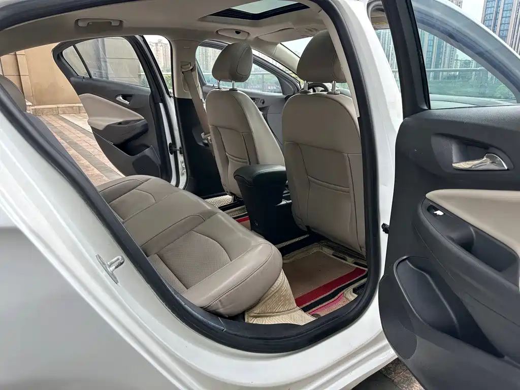 Chevrolet Cruze 2015 — фото 13