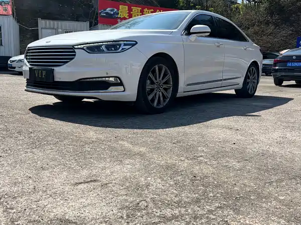 Ford Taurus 2020