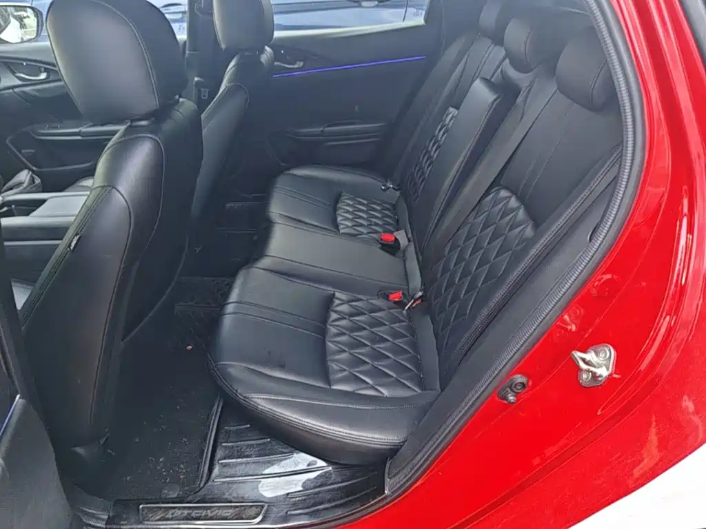 Honda Civic 2021 — фото 17