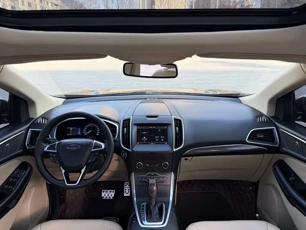 Ford Edge 2015 — фото 12