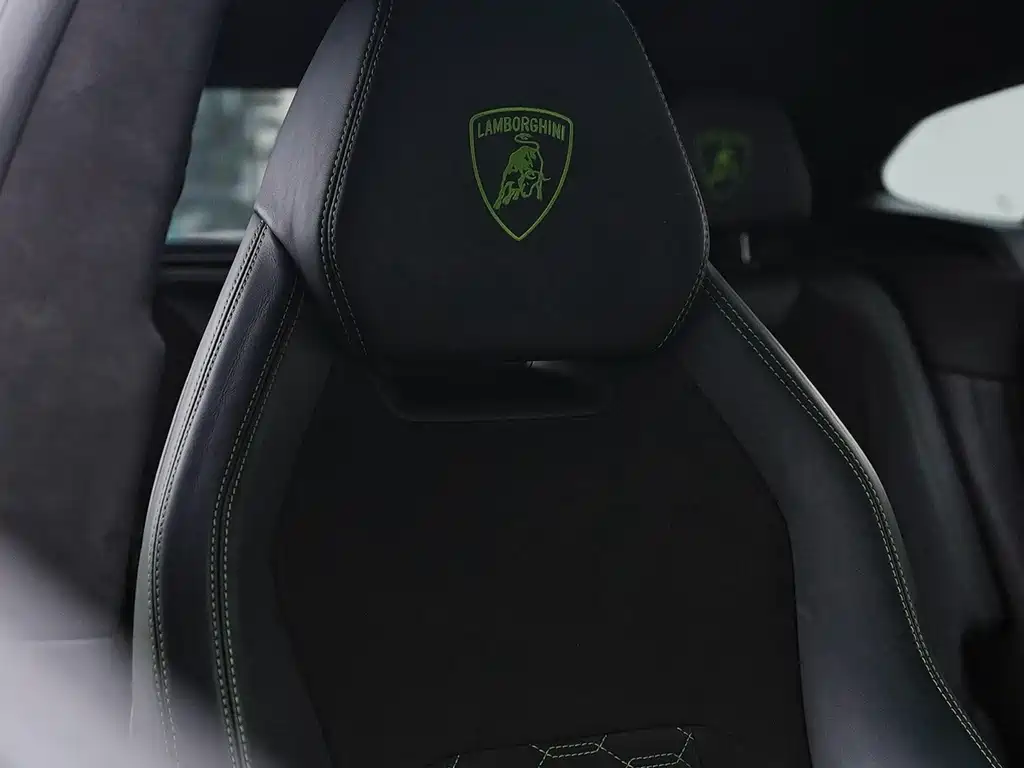 Lamborghini Urus 2021 — фото 12
