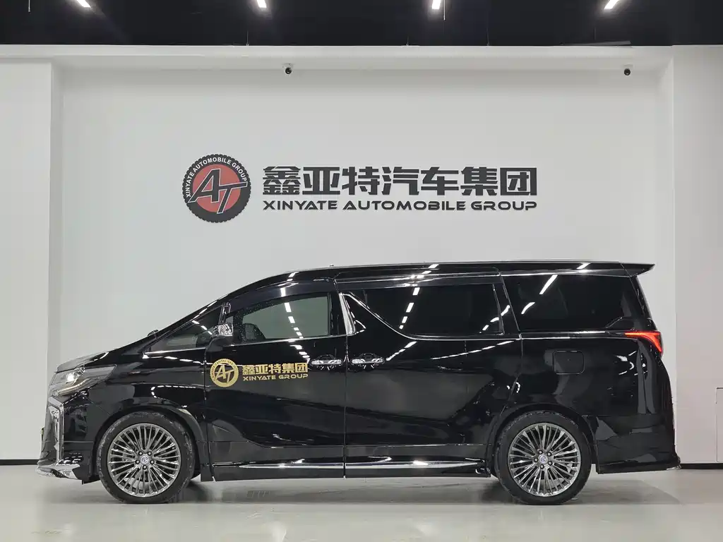 Toyota Alphard 2019 — фото 2
