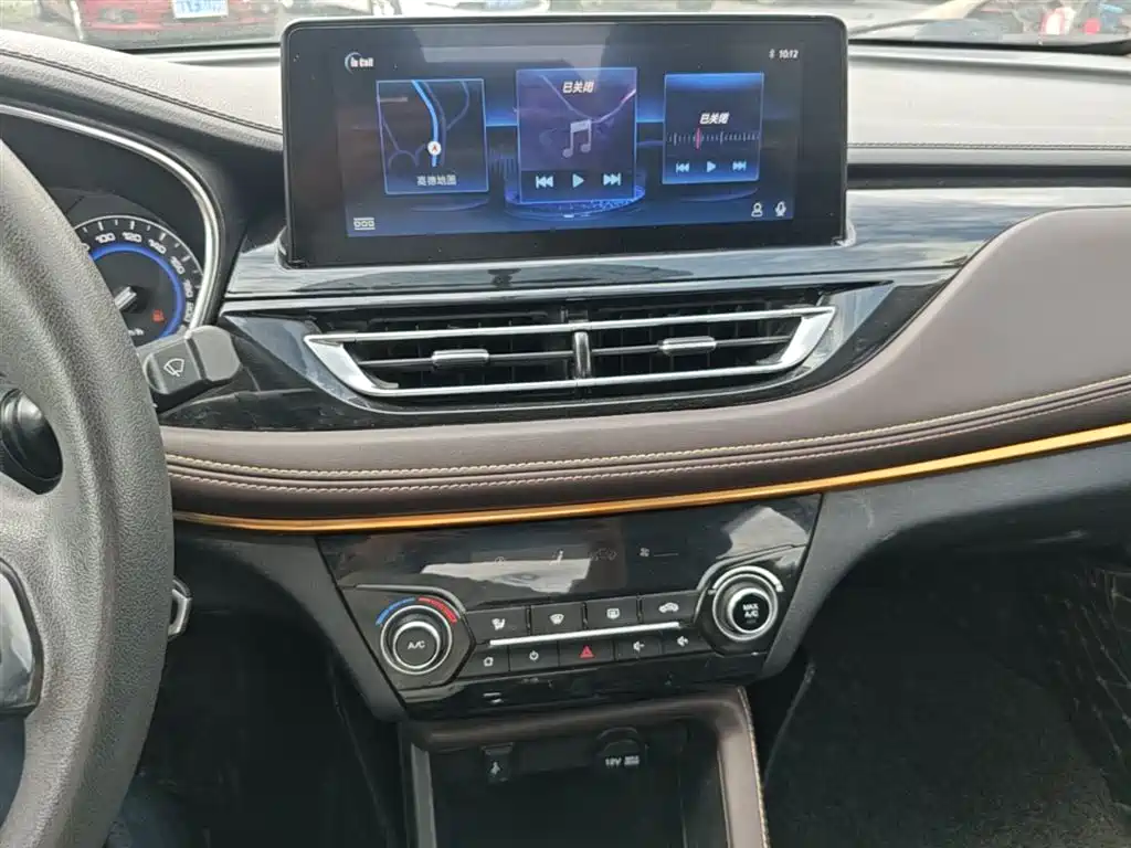 Changan Eado DT 2018 — фото 13
