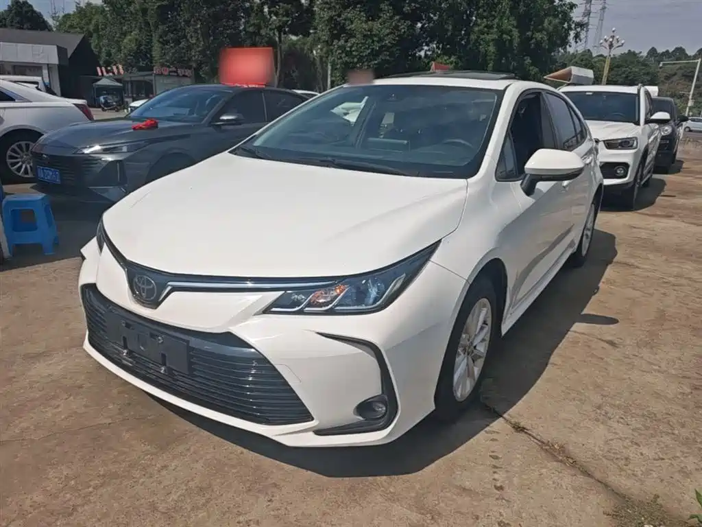 Toyota Corolla 2021 — фото 2