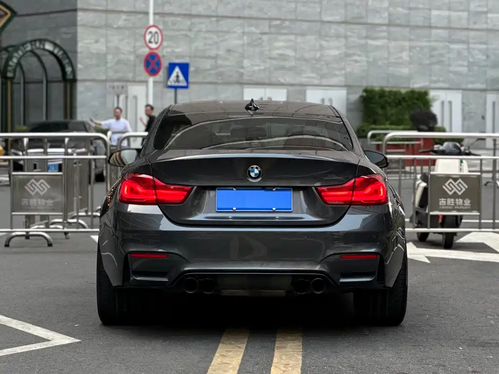 BMW M4 2019 — фото 18