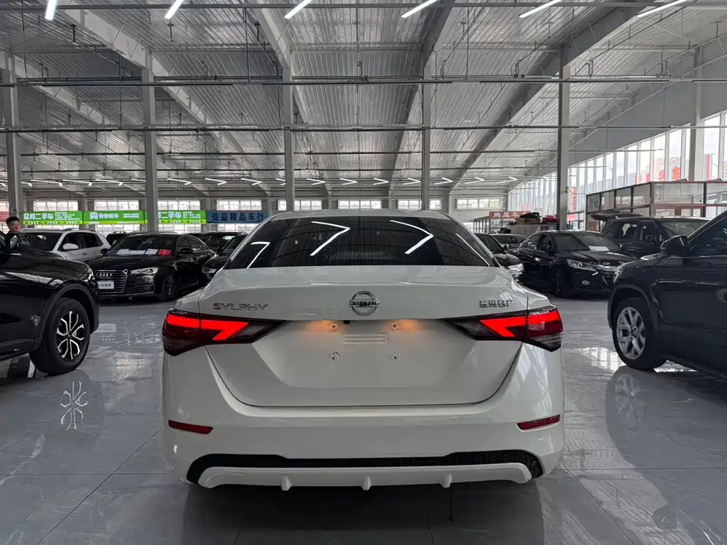 Nissan Sylphy 2022 — фото 8