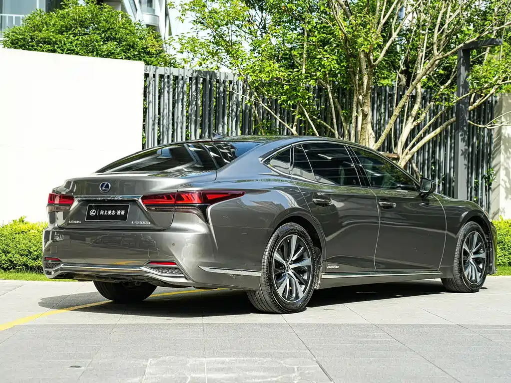 Lexus LS 2021 — фото 4