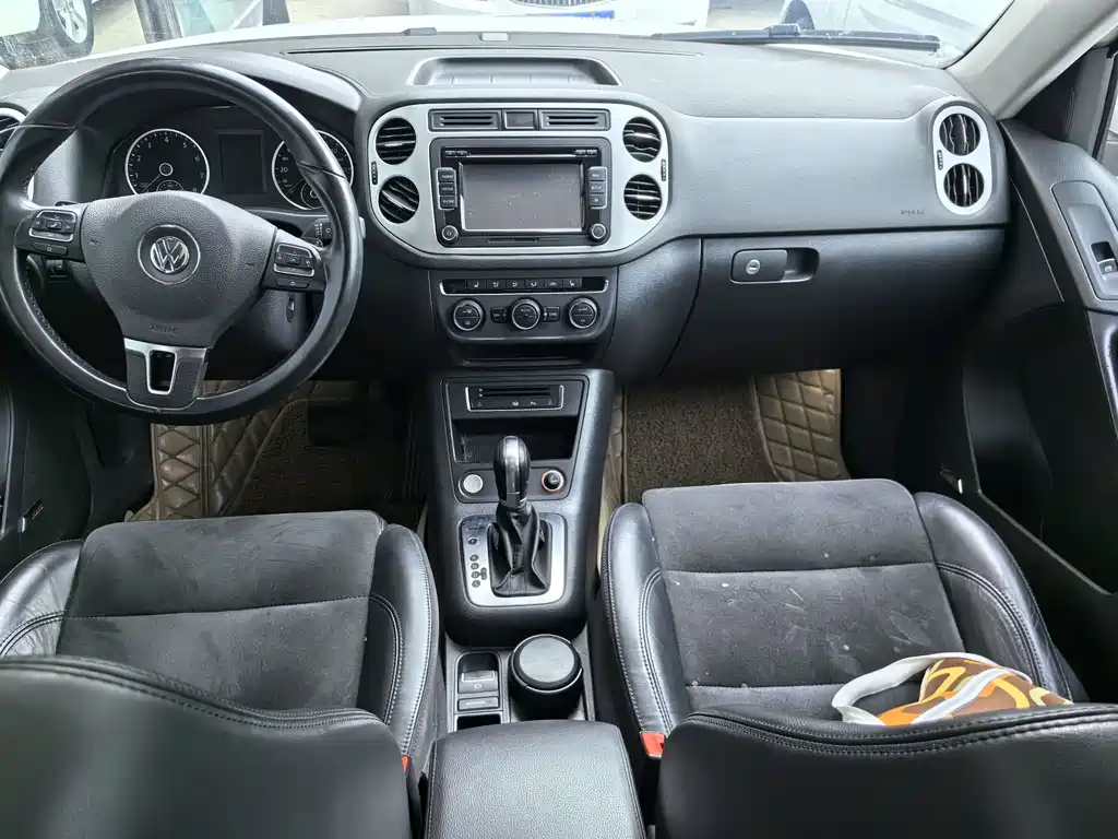 Volkswagen Tiguan 2015