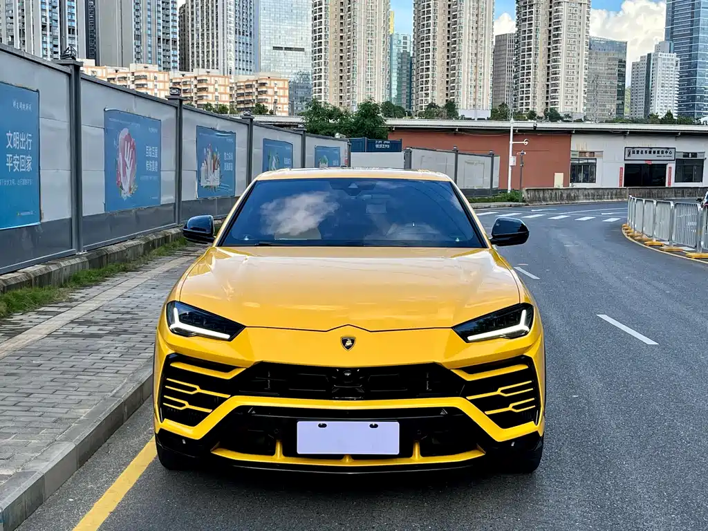 Lamborghini Urus 2021 — фото 2
