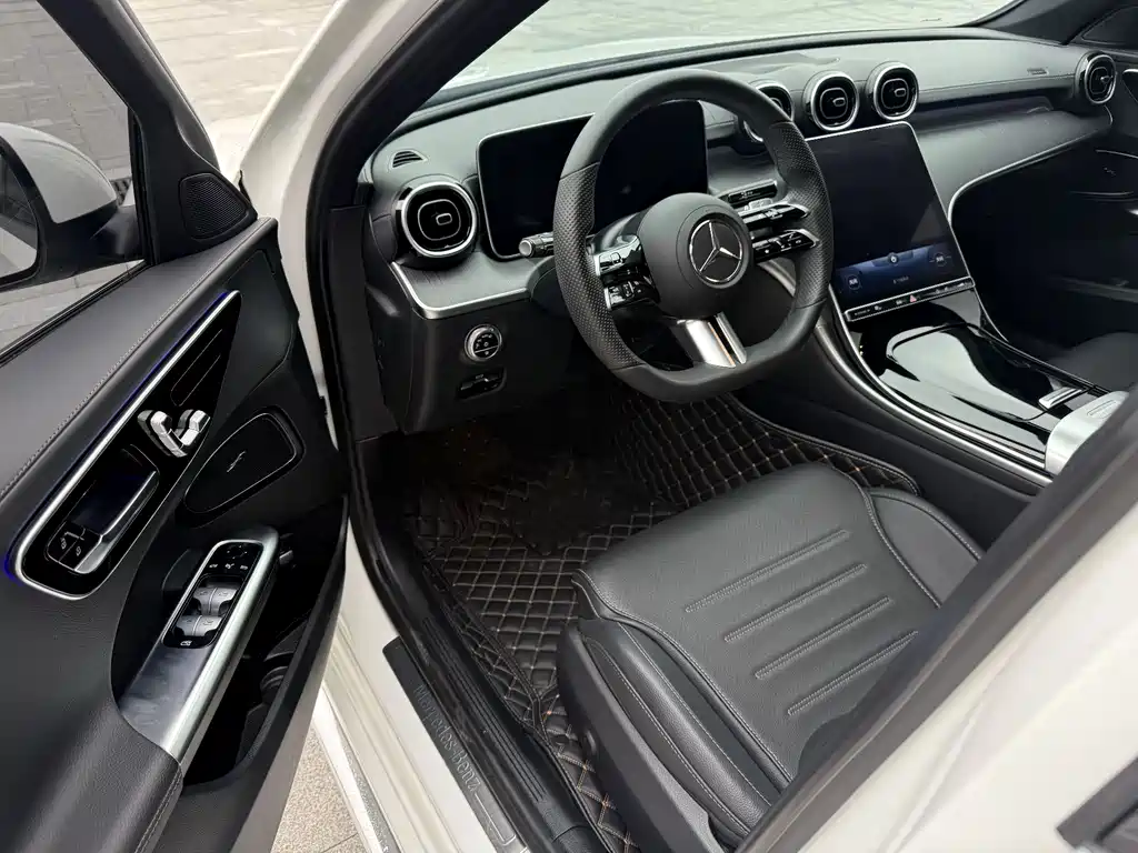 Mercedes-Benz C-Class 2022 — фото 12