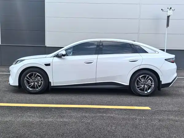 BYD Seal 06 2025