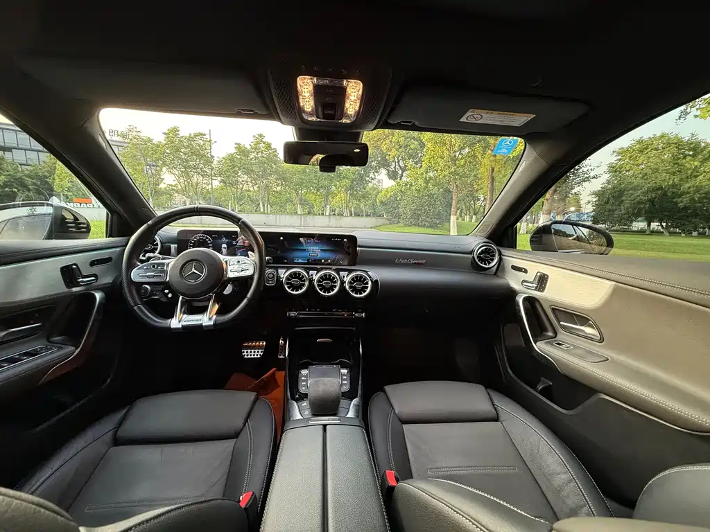 Mercedes-Benz A-Class AMG 2022 — фото 9