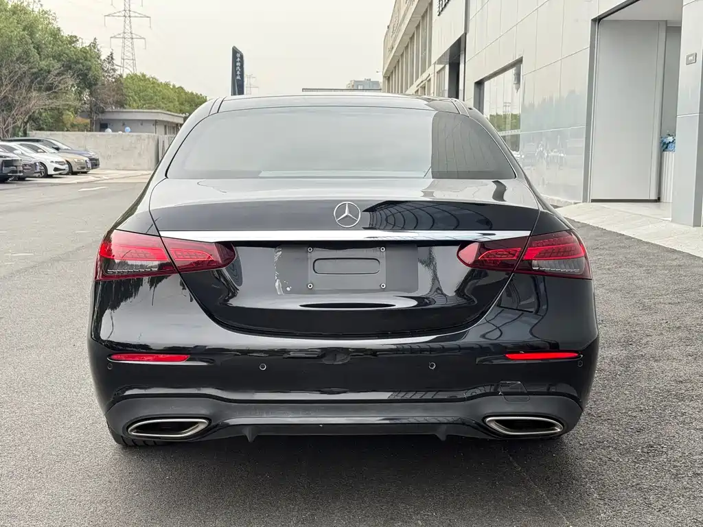 Mercedes-Benz E-Class 2020 — фото 16