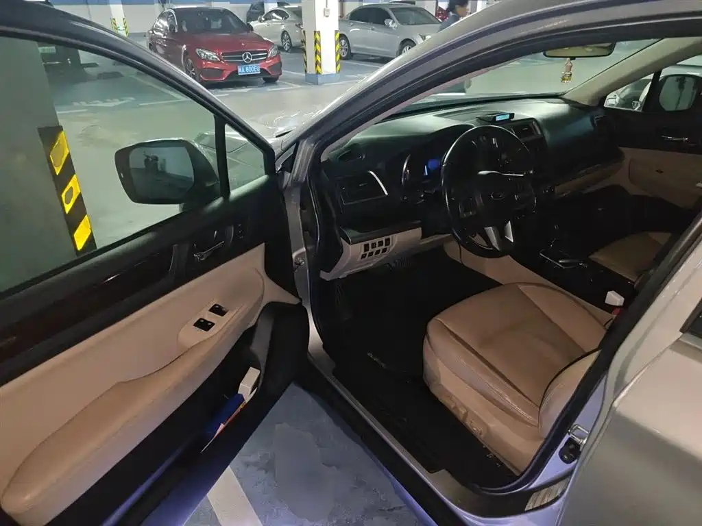 Subaru Outback 2015 — фото 14