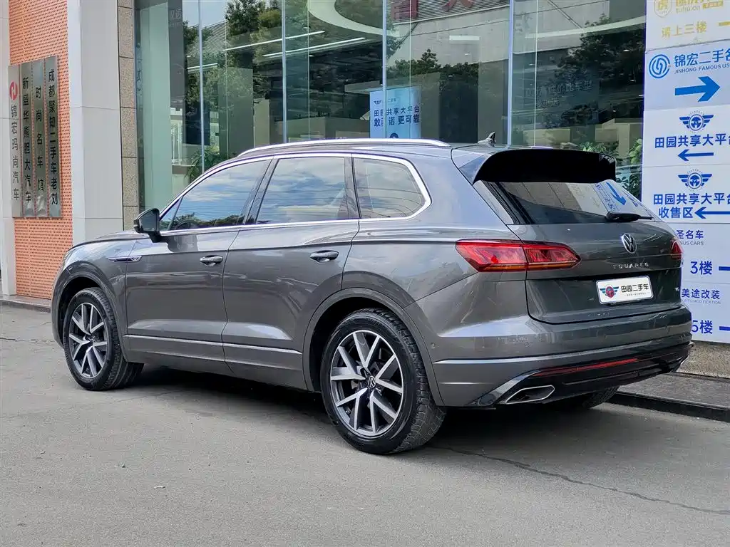 Volkswagen Touareg 2021 — фото 4