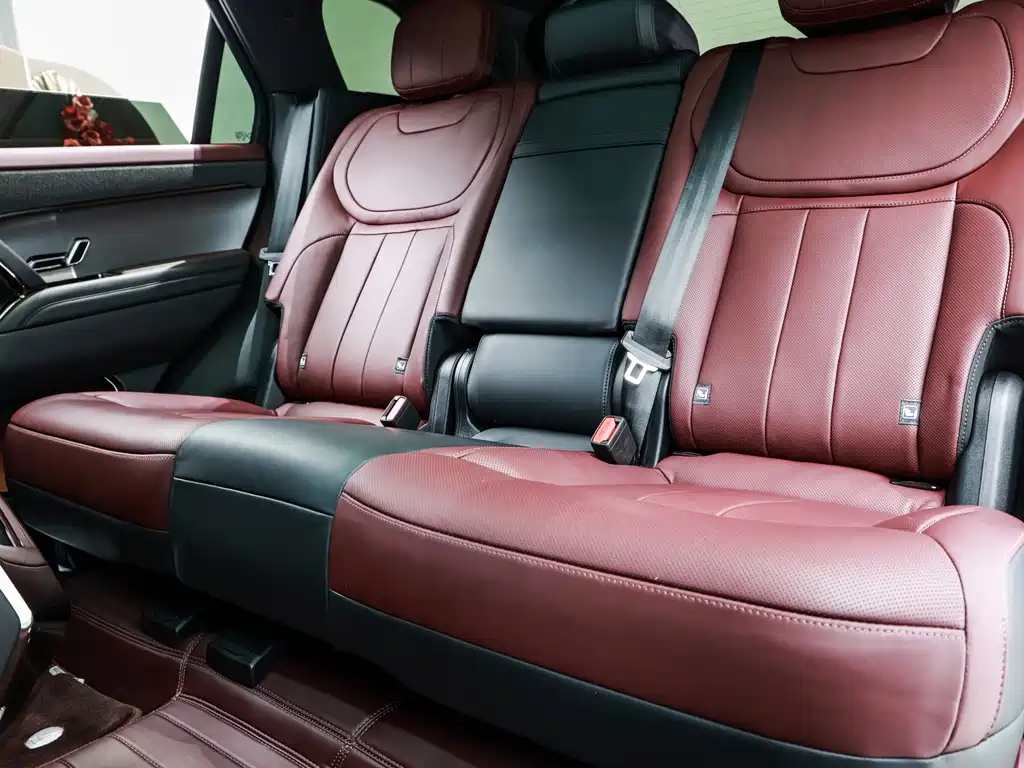 Land Rover Sport 2025 — фото 12