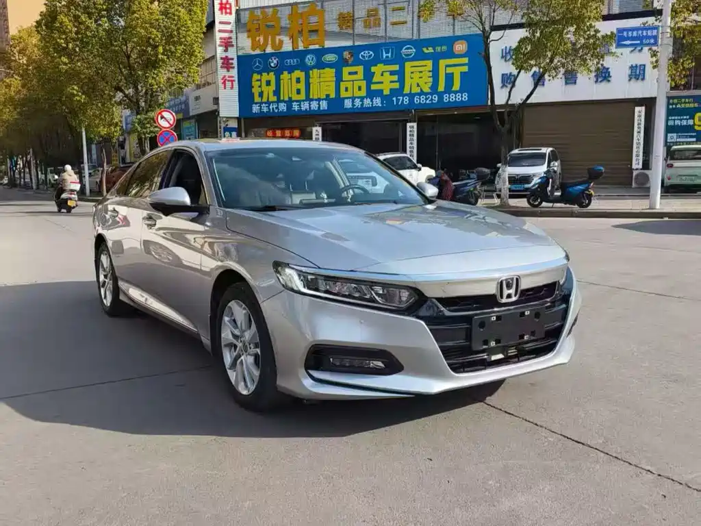 Honda Accord 2020 — фото 3