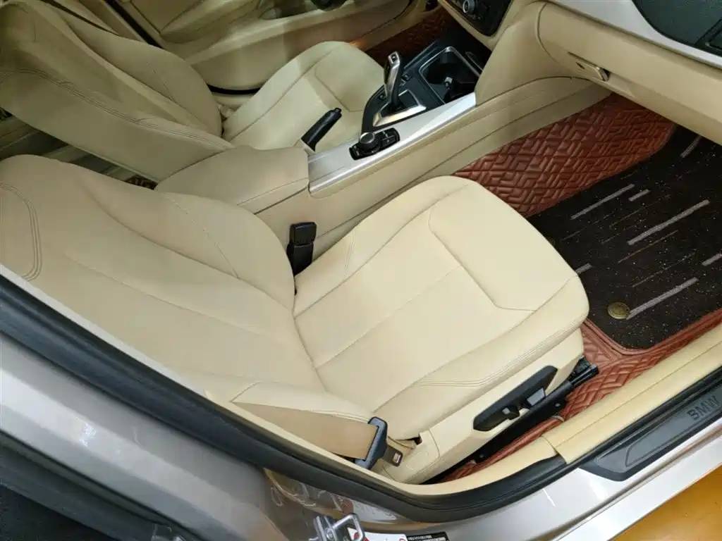 BMW 3 Series 2015 — фото 25