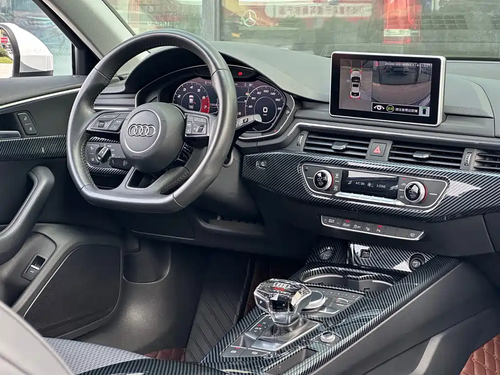 Audi A4L 2018 — фото 17