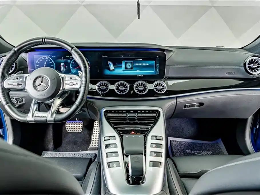 Mercedes-Benz AMG GT 2020 — фото 14