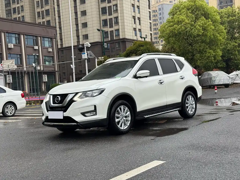 Nissan X-Trail 2019 — фото 1