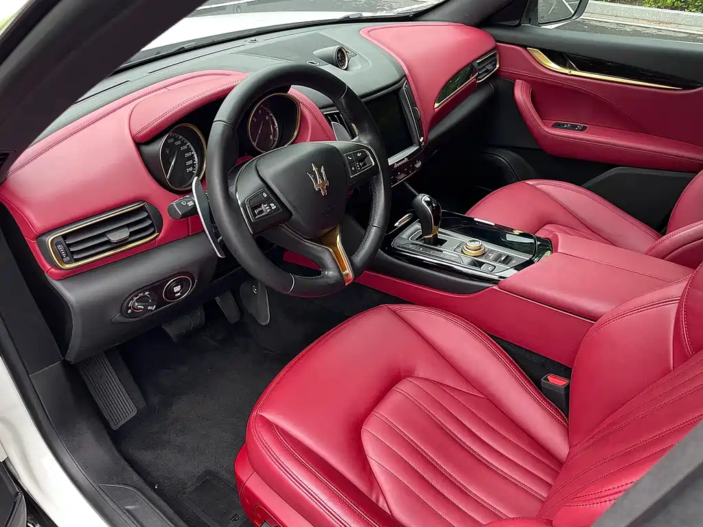 Maserati Levante 2017 — фото 6