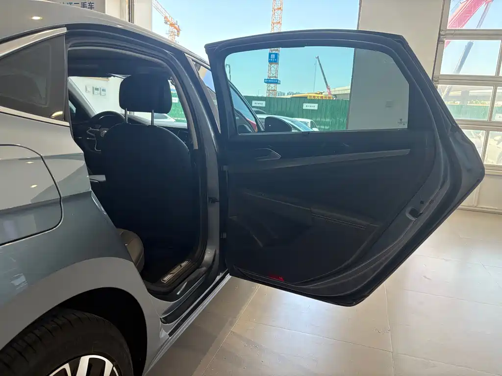 Volkswagen Passat 2021