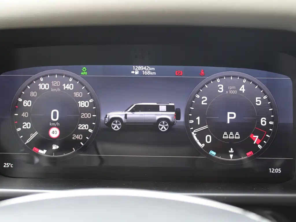 Land Rover Defender 2021 — фото 14