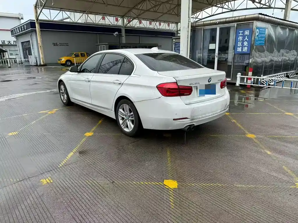 BMW 3 Series 2017