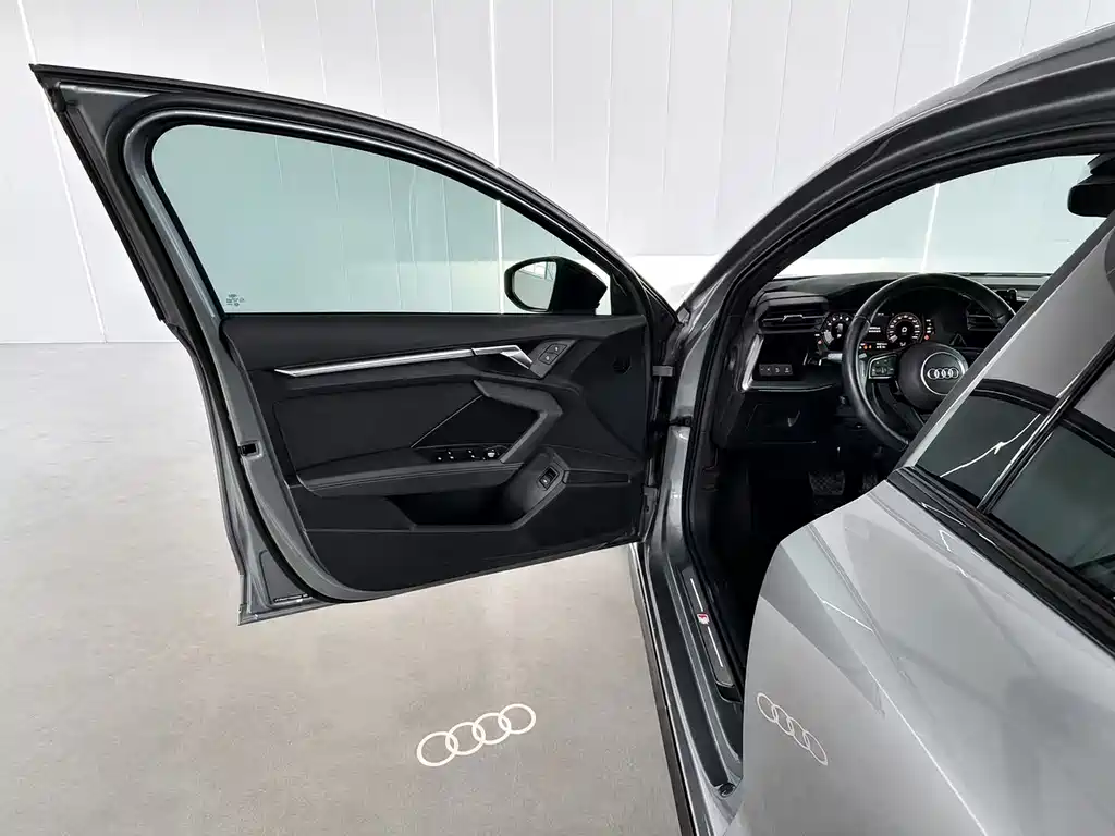 Audi A3 2023 — фото 21