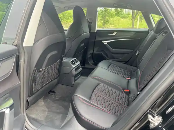 Audi A7 2024