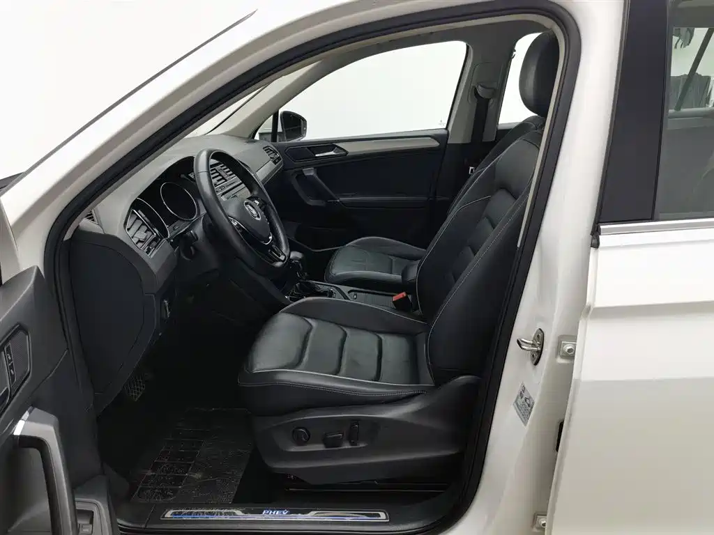 Volkswagen Tiguan L PHEV 2020 — фото 10